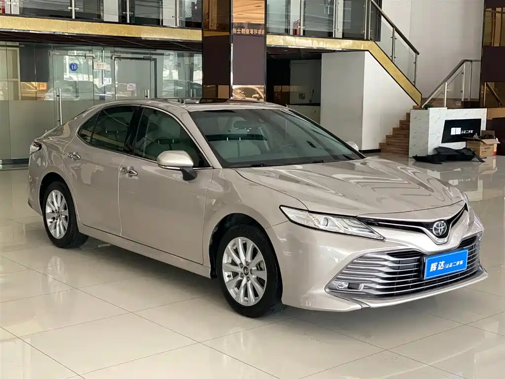 Toyota Camry 2019 2.0G Luxury Edition China VI фото 3