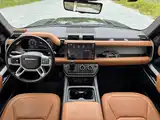 Photo 9 - Land Rover Defender