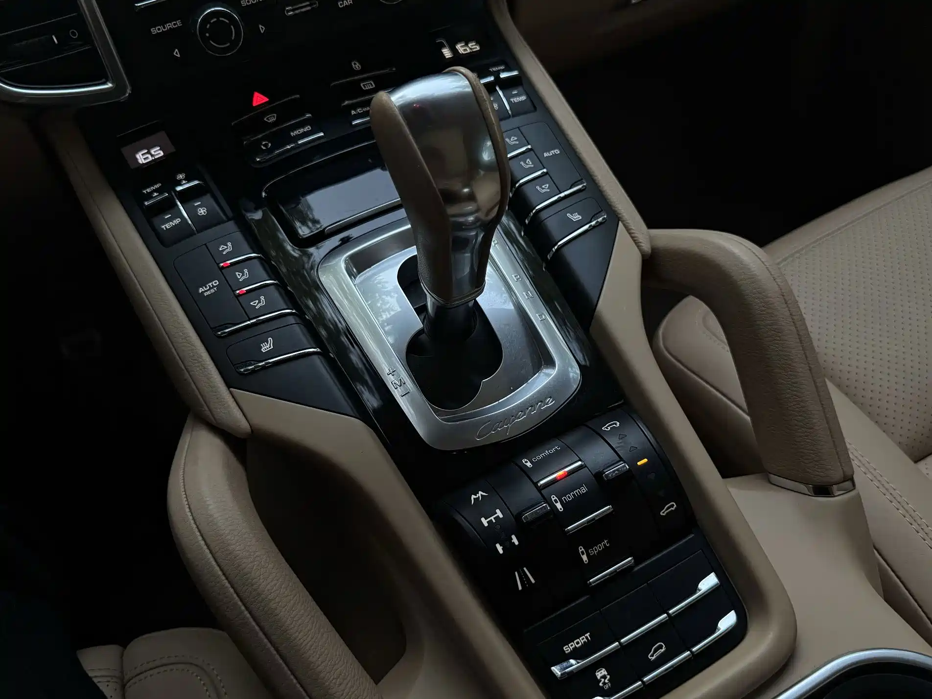 صورة 13 - Porsche Cayenne