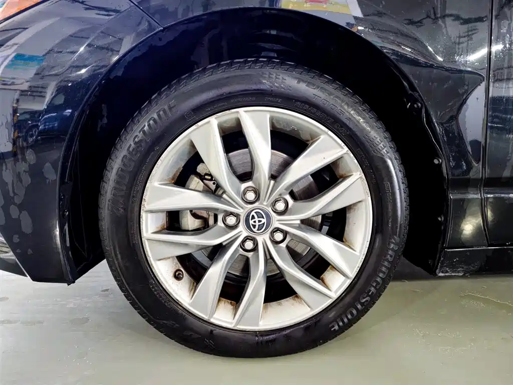 Toyota Avalon 2021 2.5L Luxury Edition фото 7
