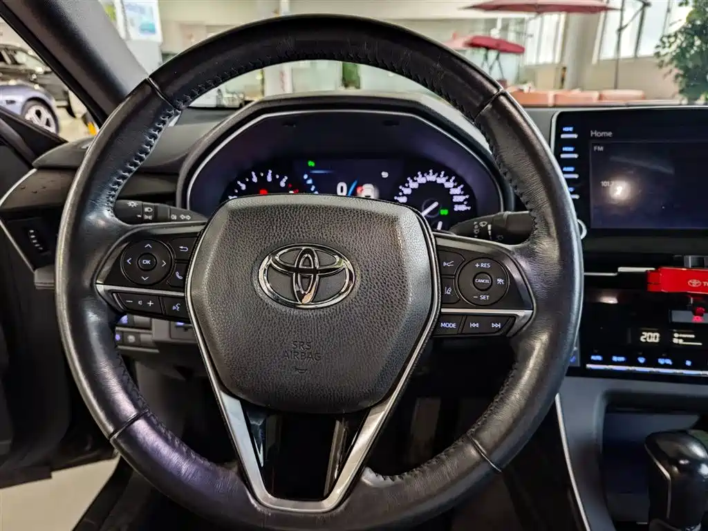 Toyota Avalon 2021 2.5L Luxury Edition фото 13