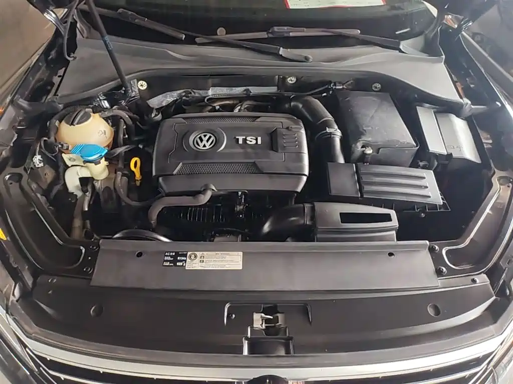 Volkswagen Passat 2017 330TSI DSG Prestige фото 20
