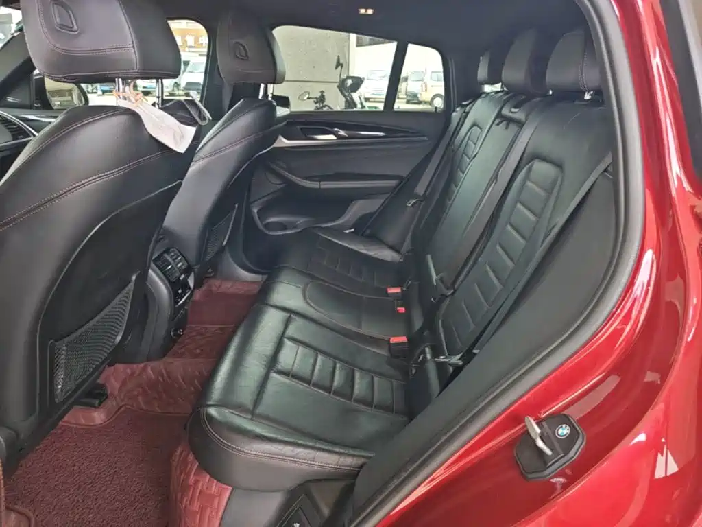 Фото 13 - BMW X4