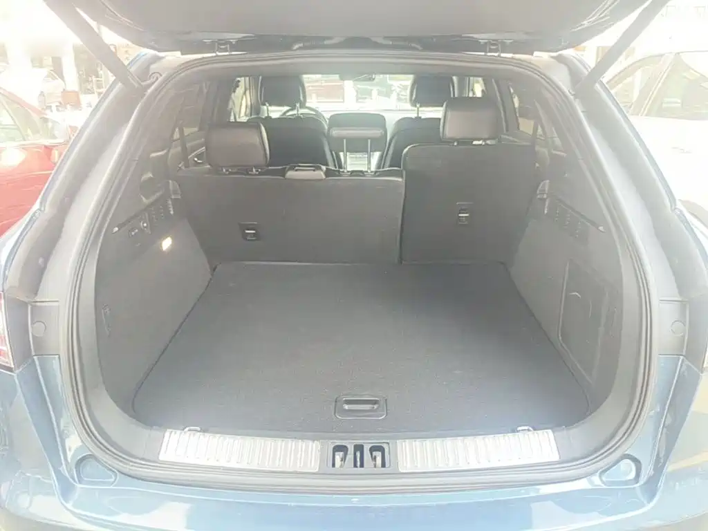 صورة 19 - Lincoln Nautilus (Import)