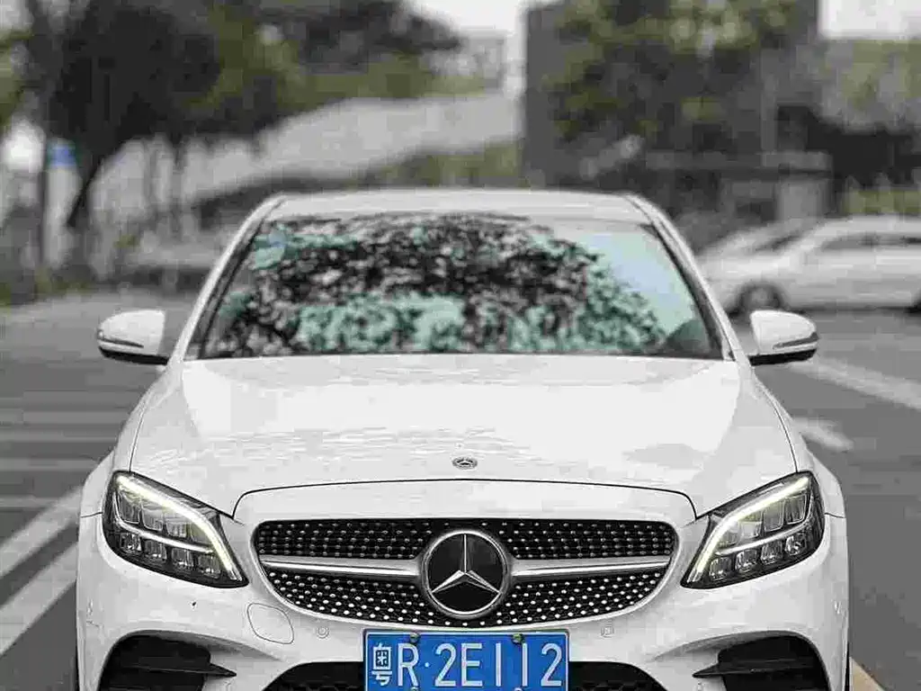 Mercedes-Benz C-Class 2019 C 260 L Sport фото 2
