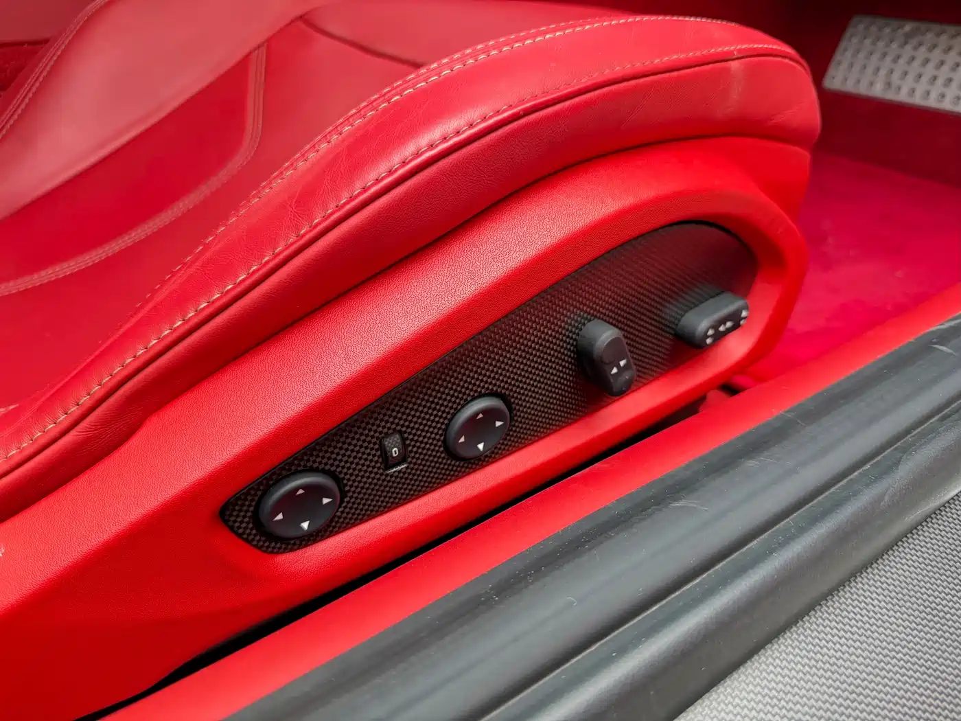 Ferrari F12berlinetta 2013 2013 6.3L Standard