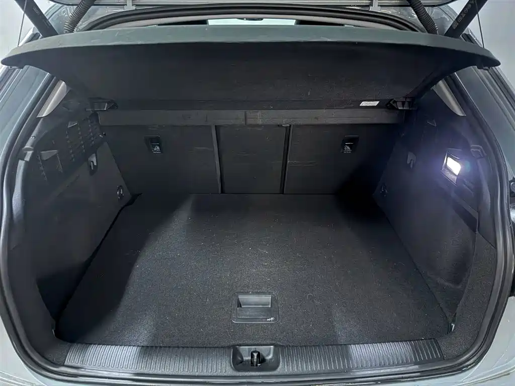 Audi Q2L e-tron 2022 2022 Q2L e-tron Pure Electric Intelligent