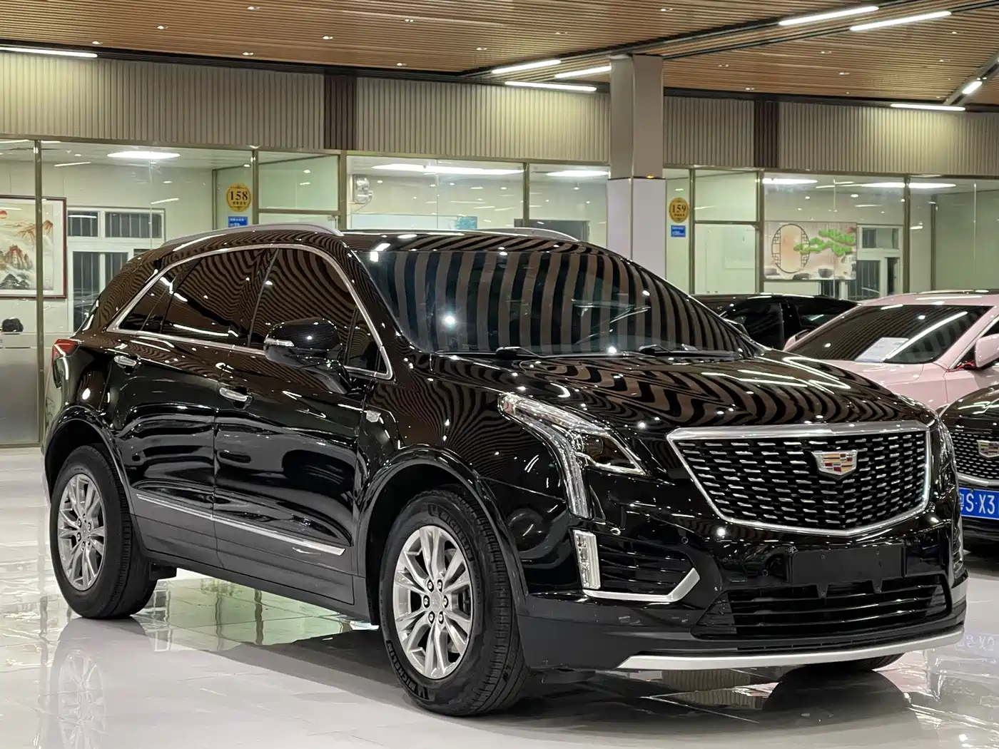 CADILLAC XT5