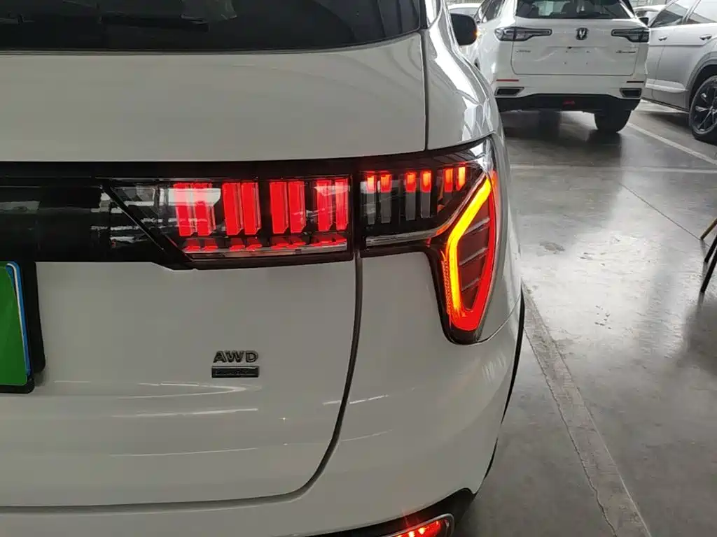 Lynk & Co 01 2018 2017 2.0T 2WD Pro Version