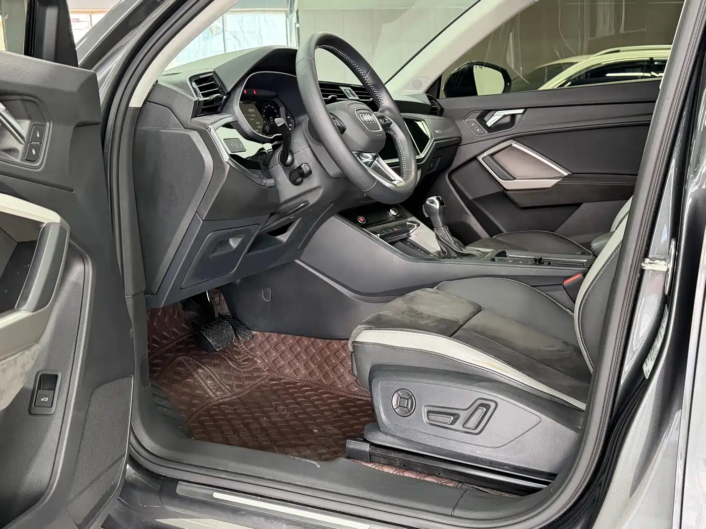 Audi Q3 2022 35 TFSI Progressive Dynamic фото 7