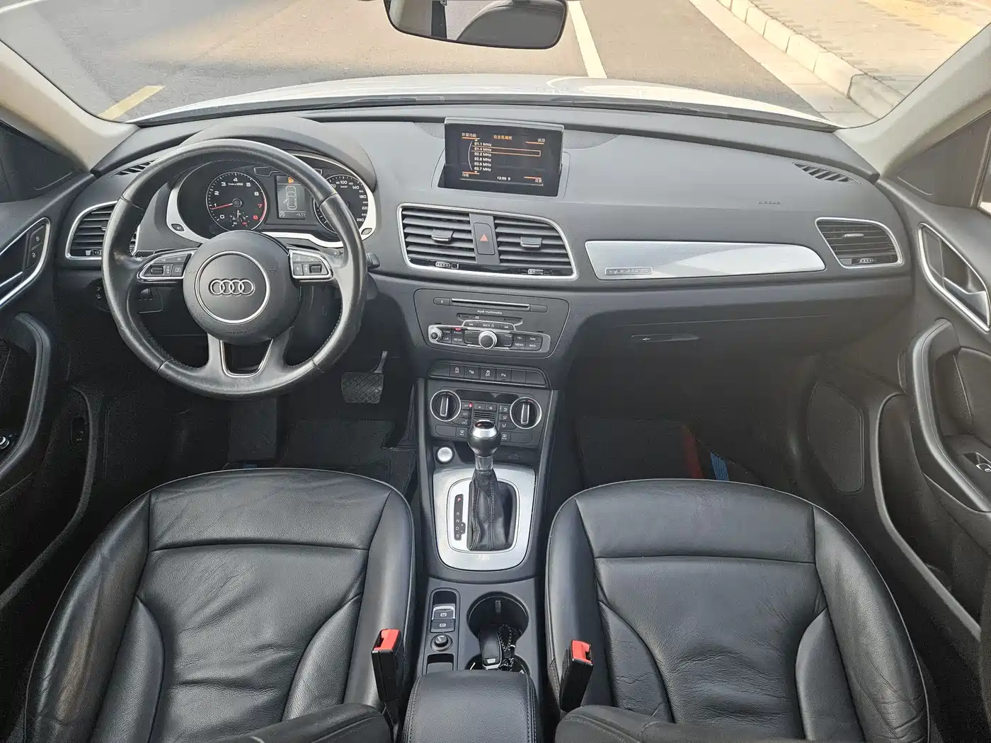 Audi Q3 2016 30 TFSI Fashion фото 6