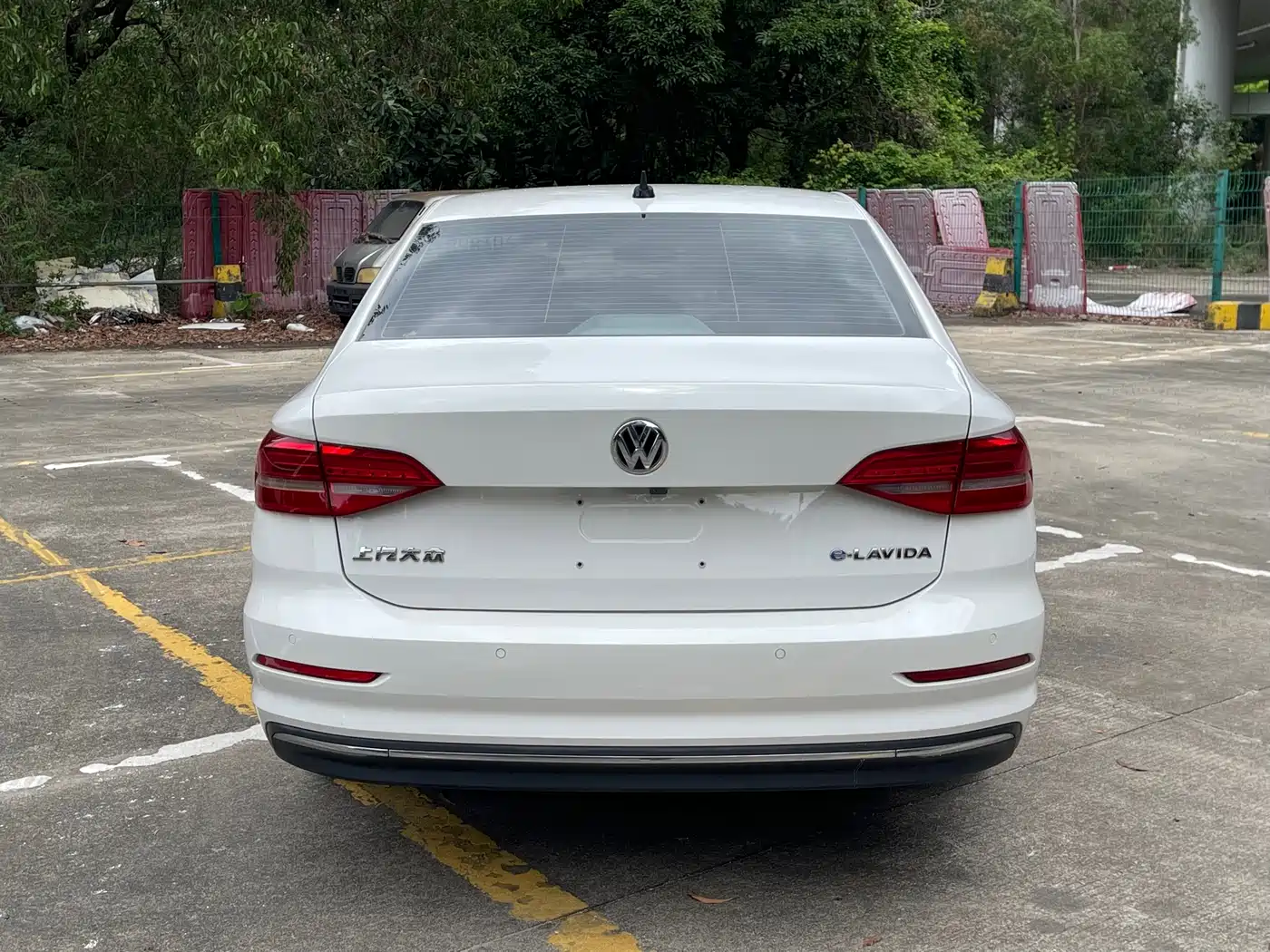 VOLKSWAGEN Lavida Pure Electric