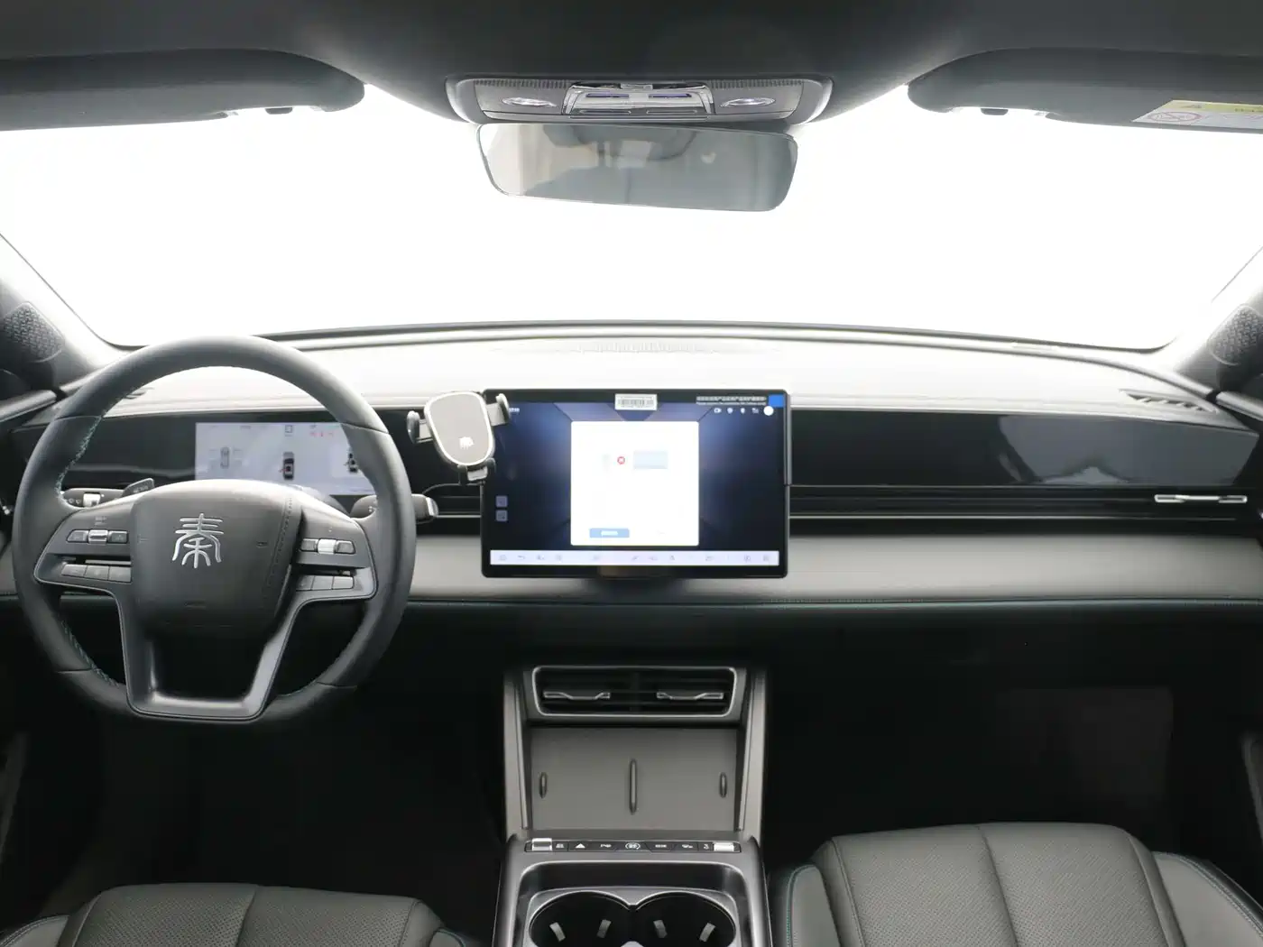 BYD Qin L 2025 EV 470KM Leading Edition фото 3
