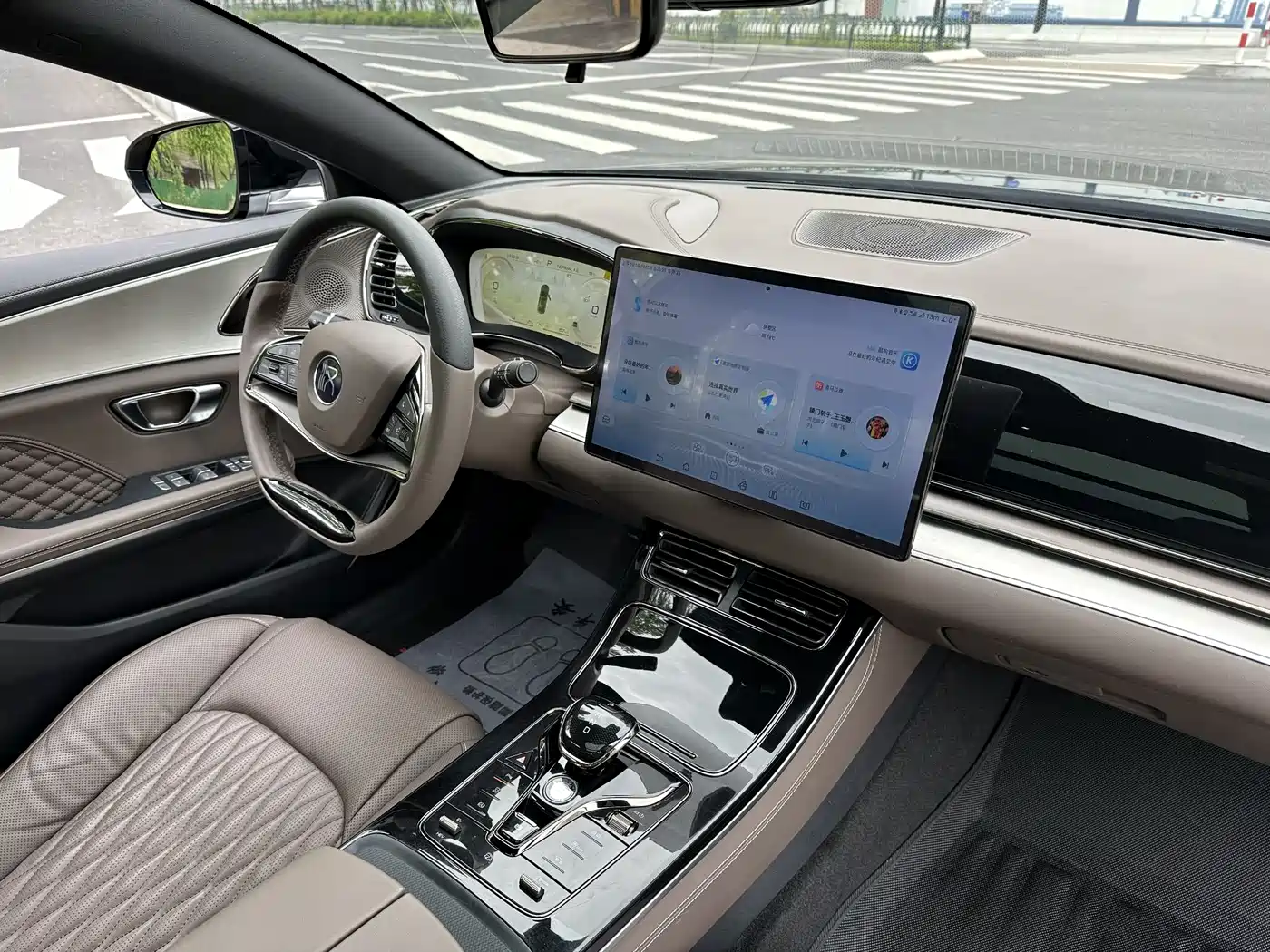 BYD HAN