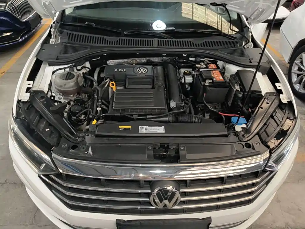 Фото 20 - Volkswagen Sagitar
