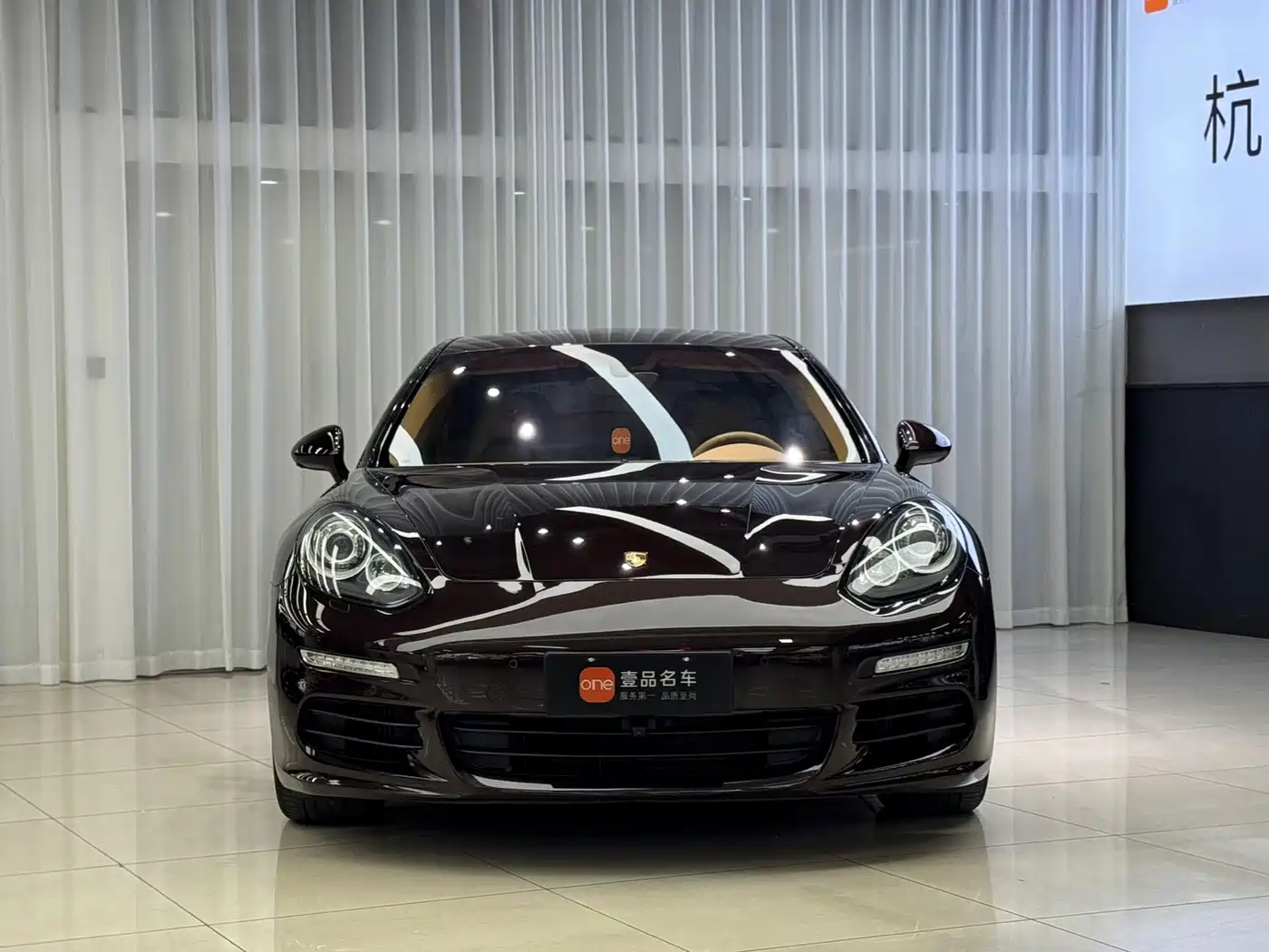 Porsche Panamera 2014 Panamera 3.0T фото 16