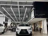 Фото 2 - Lexus IS