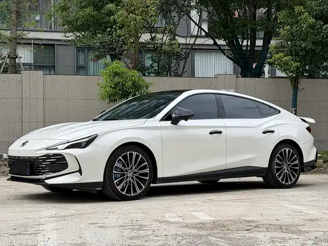  MG MG7 2023 2.0T Automatic Hunting Beauty Luxury Edition