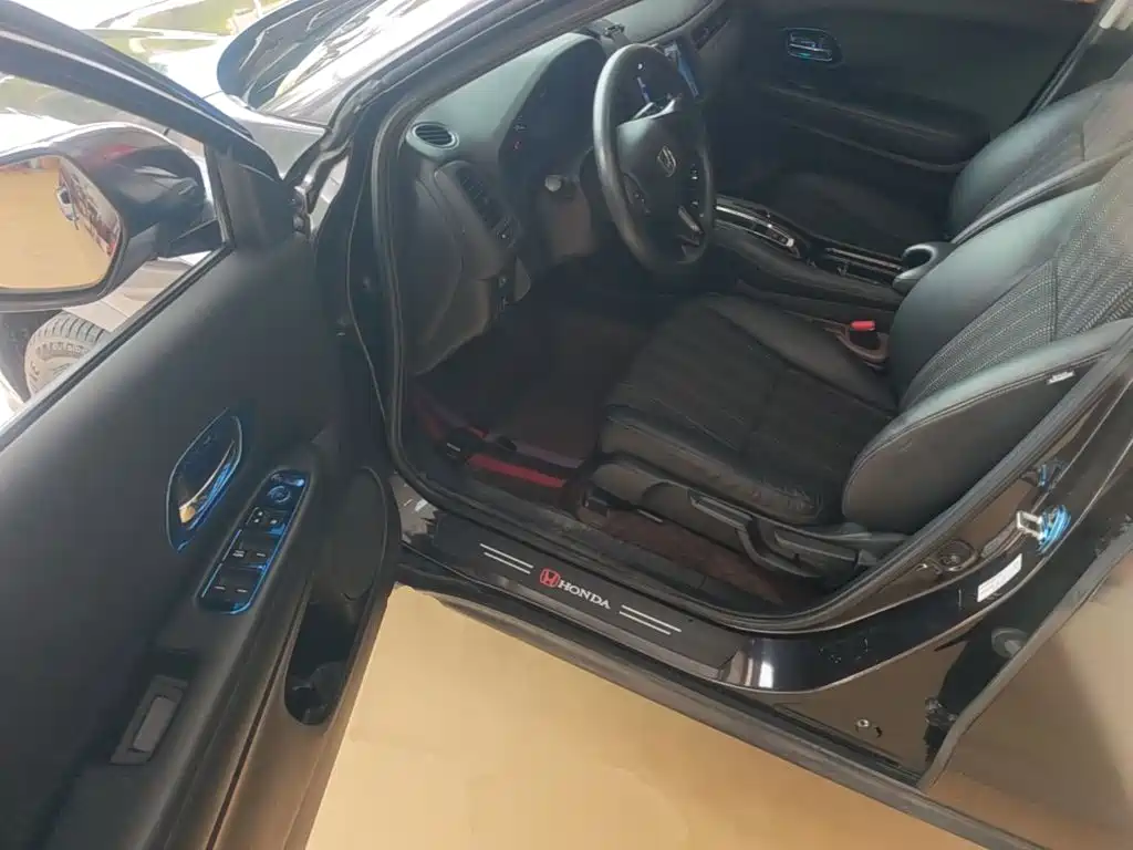 Photo 16 - Honda Vezel