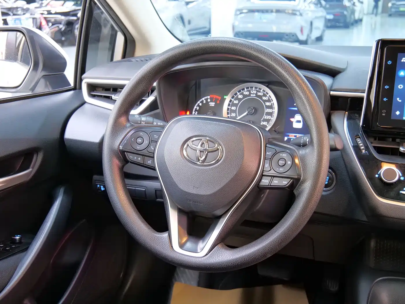 Toyota Corolla 2021 1.2T S-CVT Elite PLUS Edition фото 13