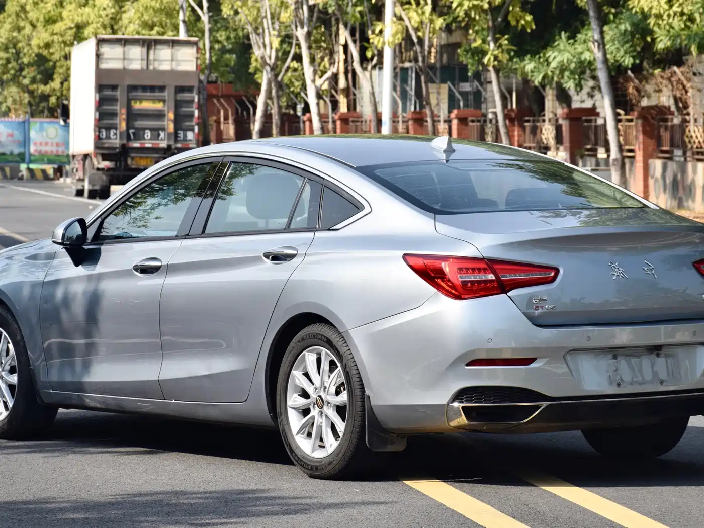 Hongqi H5 2019 30TD Style Edition фото 8