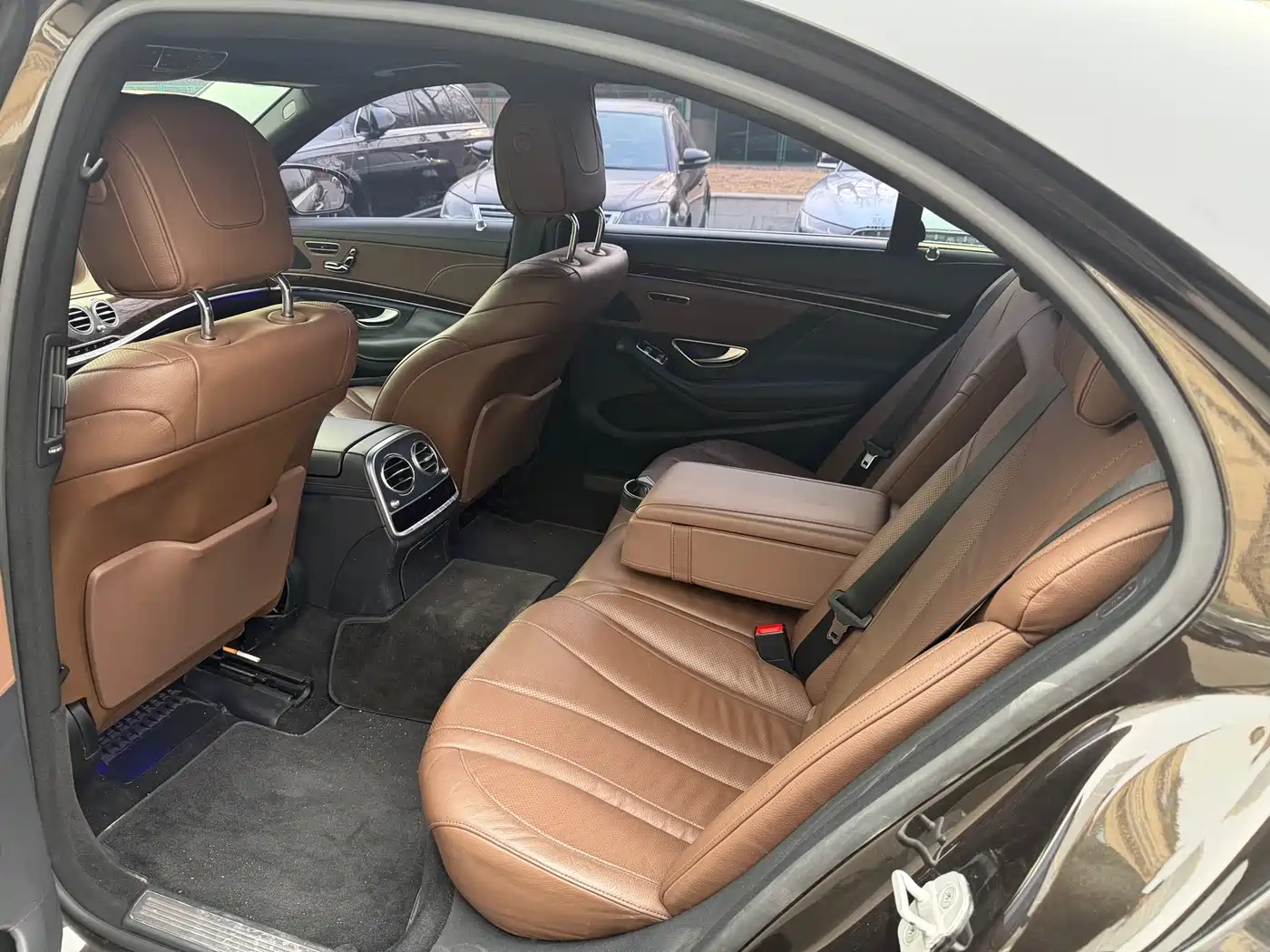 Mercedes-Benz S-Class 2014 S 320 L Business фото 6
