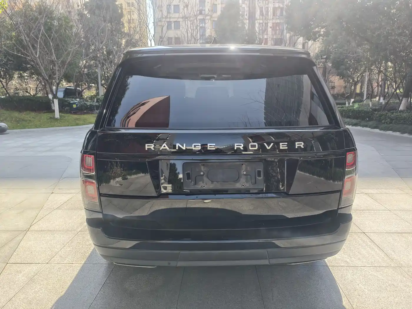 Land Rover Range Rover 2019 3.0 SC V6 Golden Age Edition фото 6