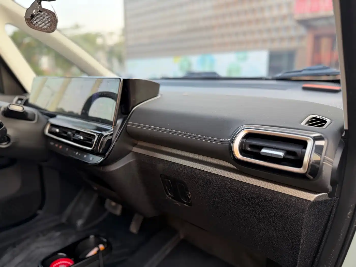 Photo 16 - Baojun KiWi EV