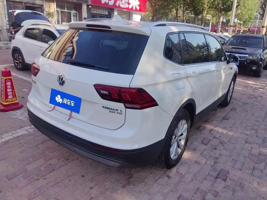 Фото 3 - Volkswagen Tiguan L