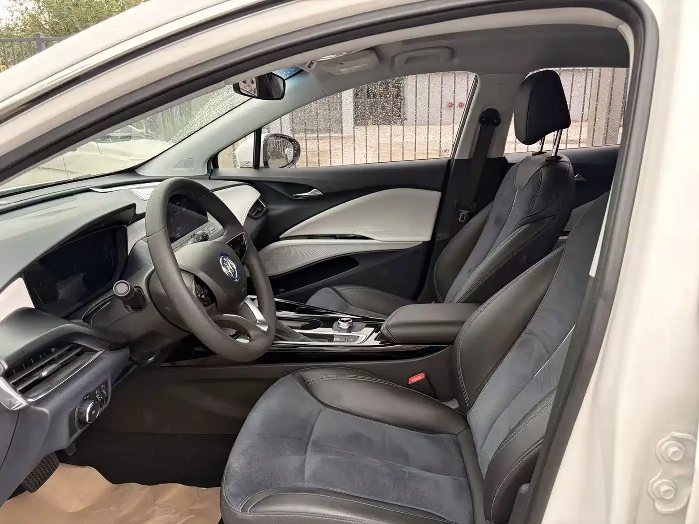Фото 2 - Buick Velite 6