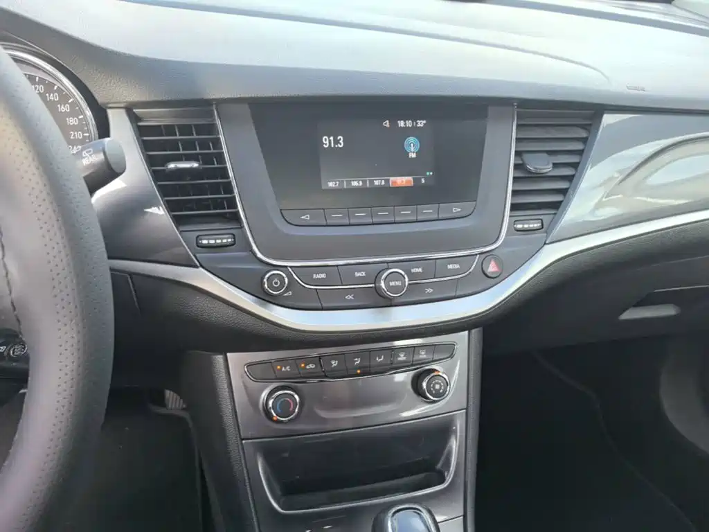Фото 13 - Buick Verano