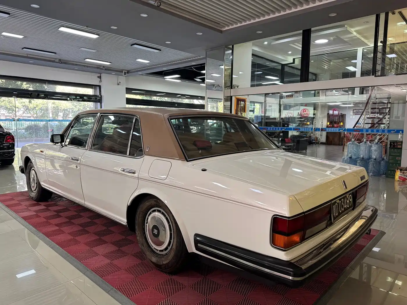 Rolls-Royce Silver Spirit 1993 1994 Mark III