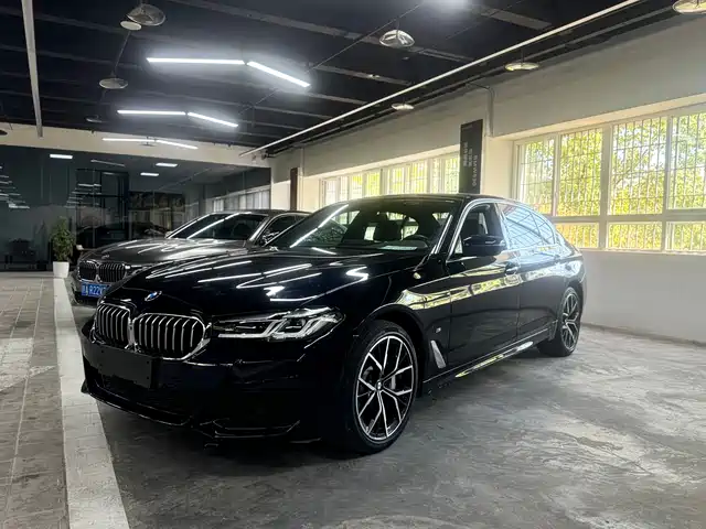 BMW 5 Series 2022