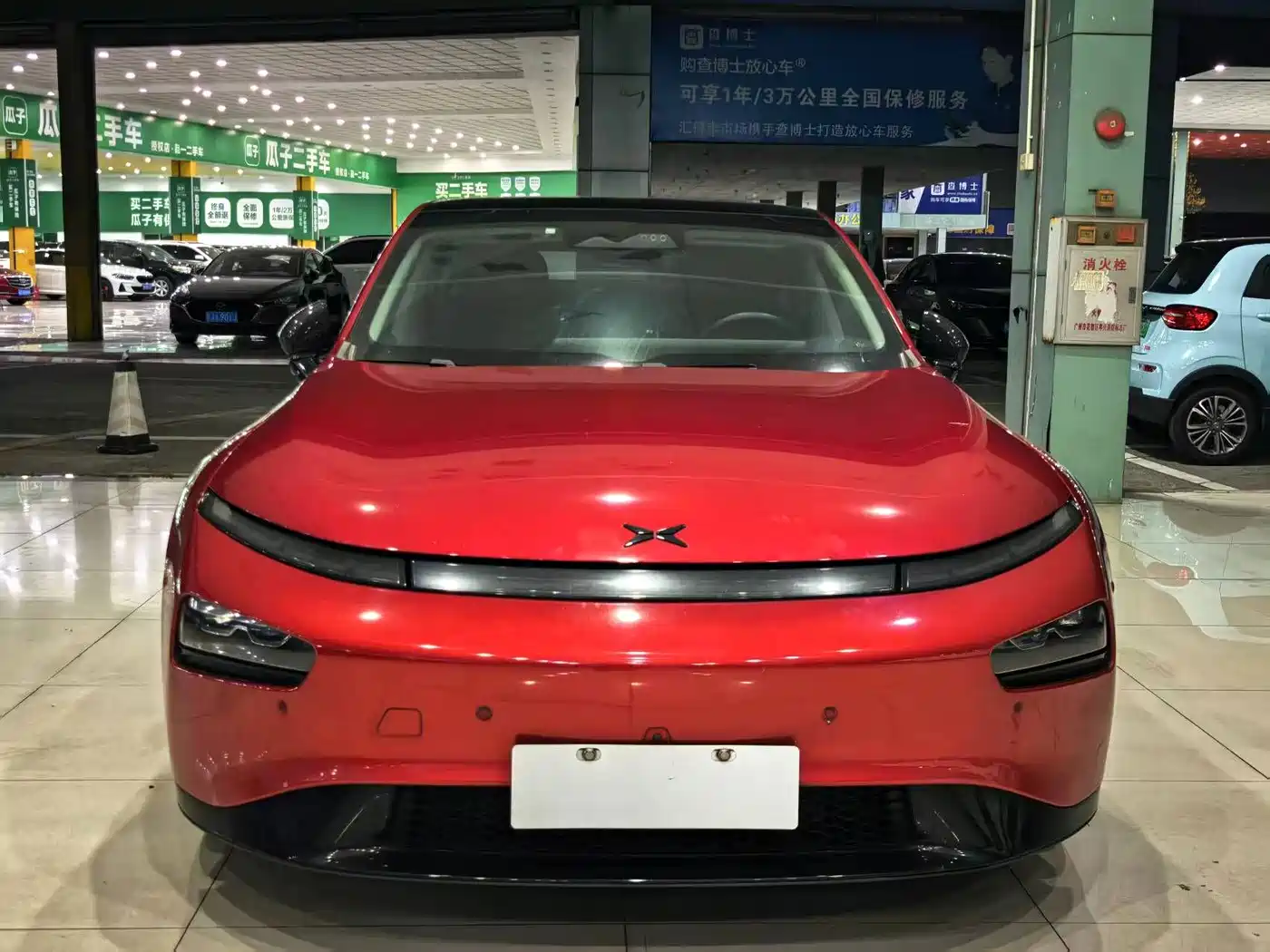 Фото 2 - XPeng P7