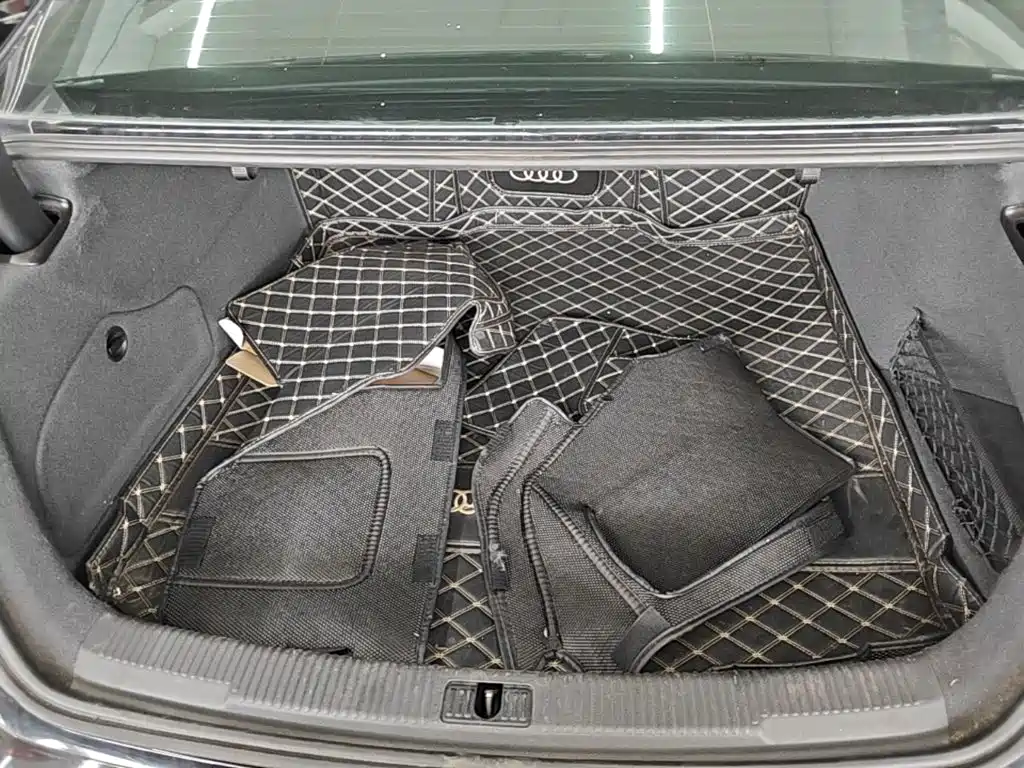 Фото 19 - Audi A6L
