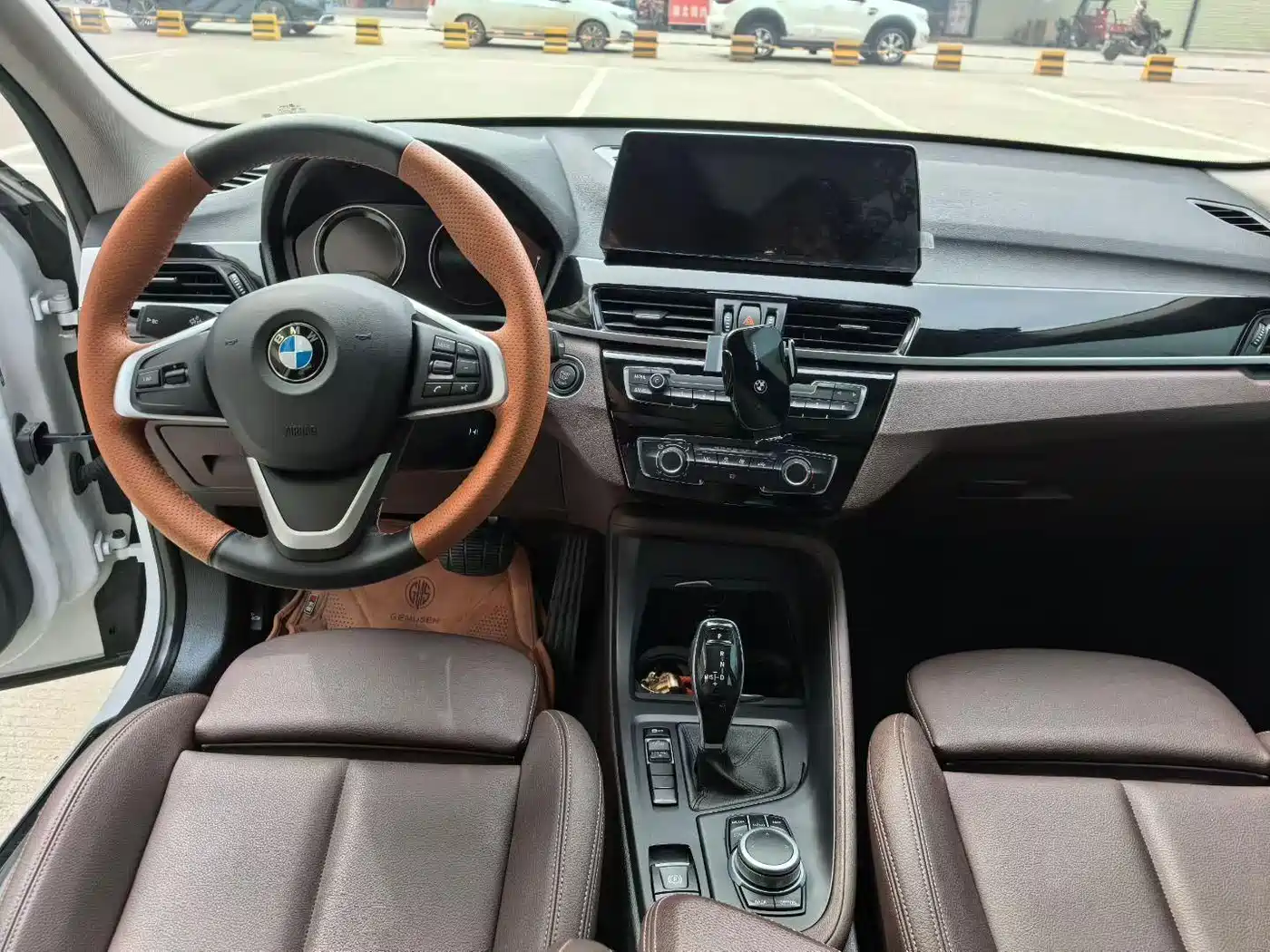Photo 5 - BMW X1