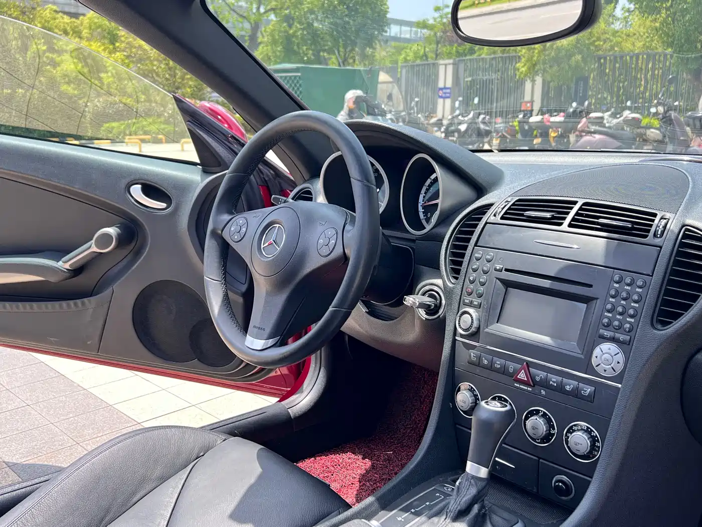 Mercedes-Benz SLK-Class 2010 Model SLK 200K фото 9