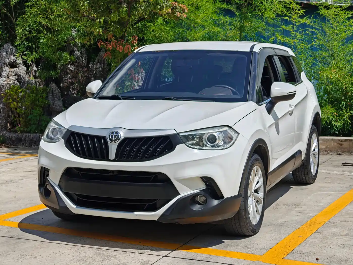 Zhonghua V3 2016 2016 1.5L Manual Comfort