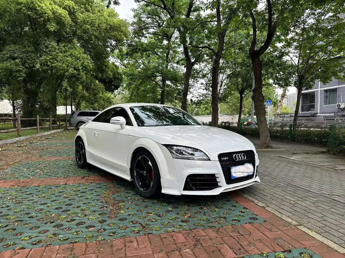 Photo 3 - Audi TT