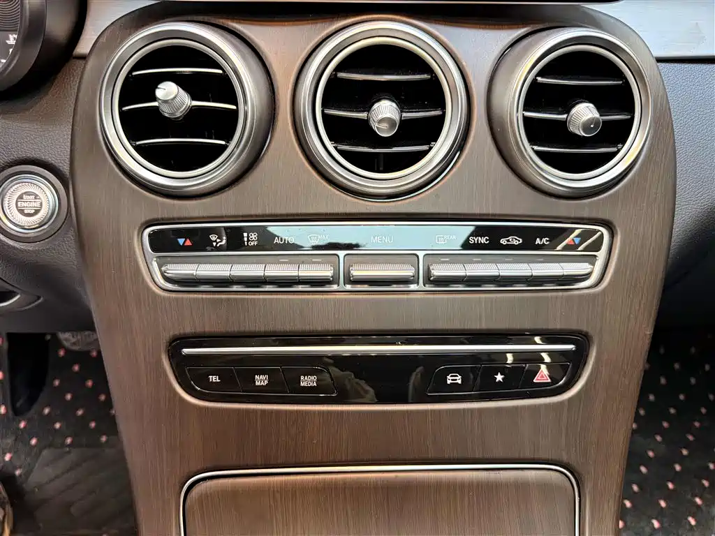 Mercedes-Benz GLC 2020 GLC 260 L 4MATIC Dynamic фото 25