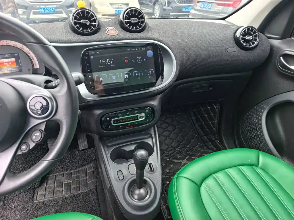 smart forfour 2018 2018 1.0L 52kW Passion Edition