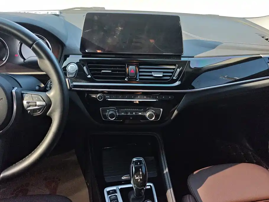 BMW 1 Series 2023 2023 120i M Sport Shadow Edition