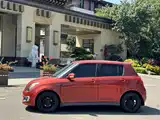Photo 12 - Suzuki Swift
