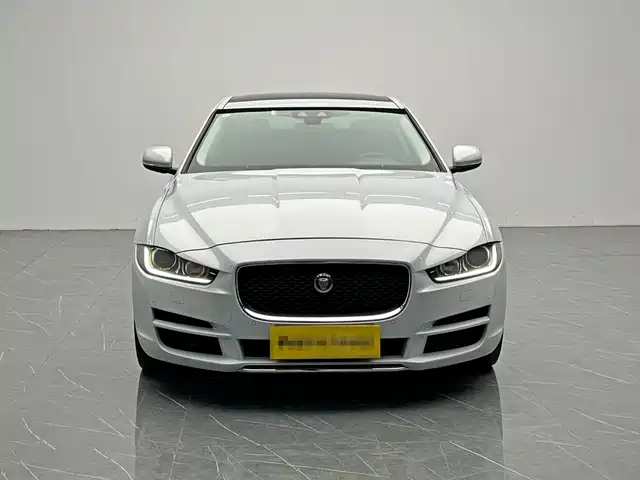 Jaguar XEL 2019 2.0T 200PS Premium — фото 2