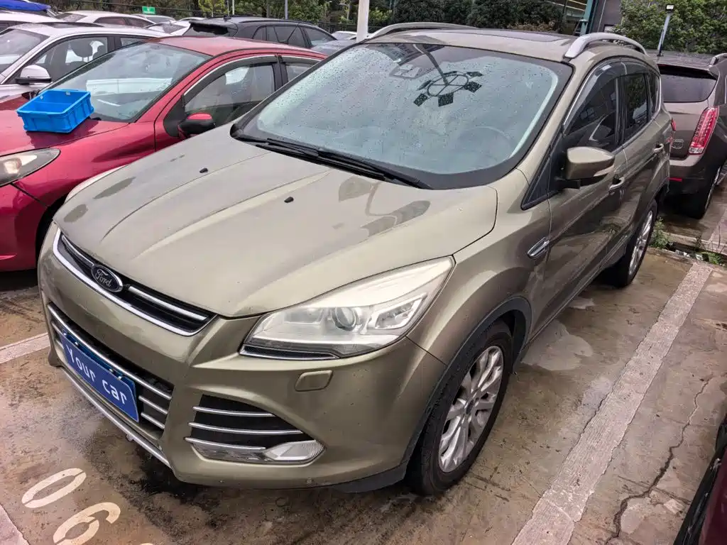 Photo 1 - Ford Kuga