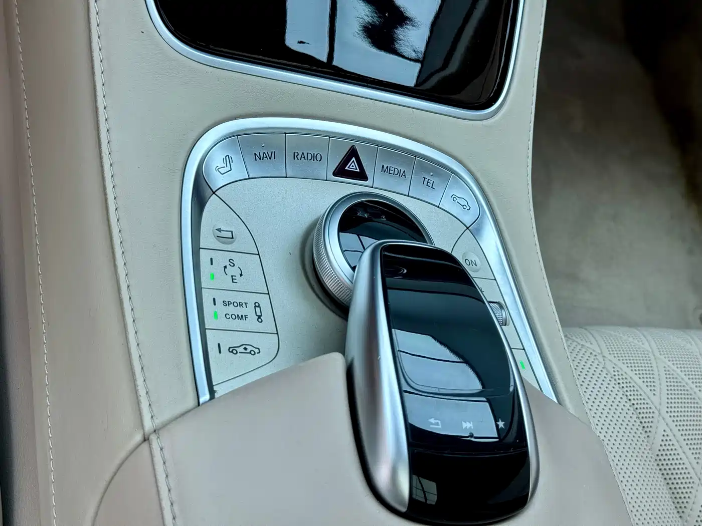 Mercedes-Benz Maybach S-Class 2015 S 500 4MATIC фото 12