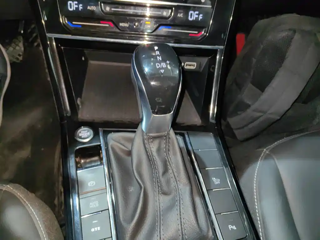 Volkswagen Passat New Energy 2024 2022 Facelift 430PHEV Hybrid Elite Edition