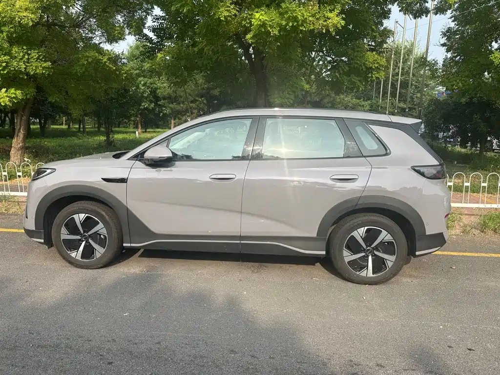 BYD Hai Shi 05 EV 2025 2025 520KM Smart Navigation Edition
