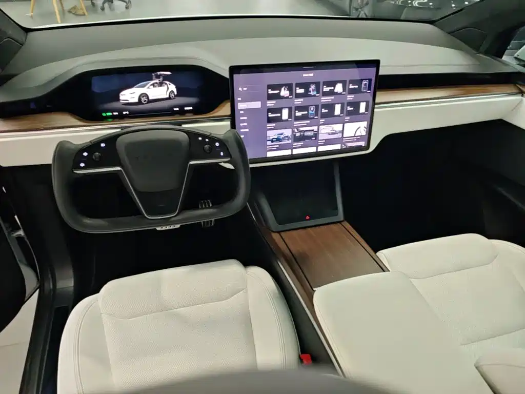 Tesla Model X 2024 2023 Dual Motor All-Wheel Drive Edition