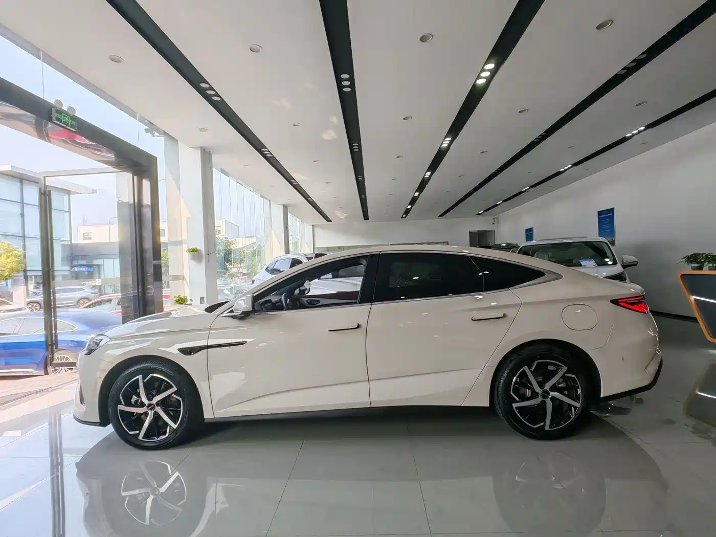 BYD Seal 07 DM-i 2025 2026 DM-i 1.5T 230km Flagship